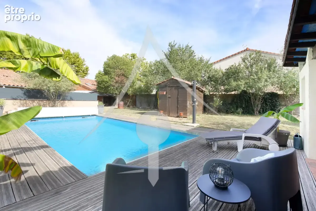 Maison de village T6 - Garage - Piscine - Jardin - Dépendance à LAVERNOSE-LACASSE - photo 22