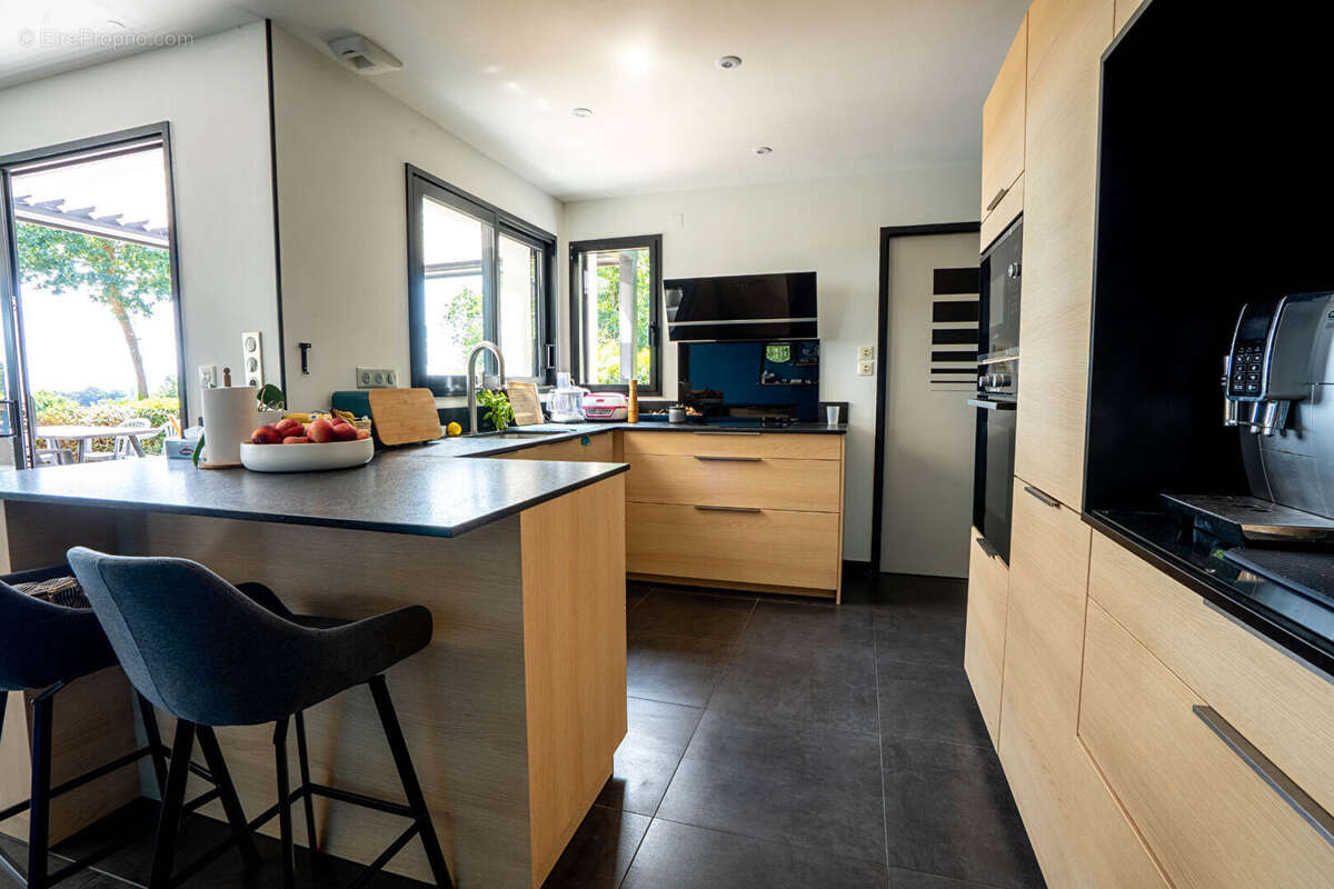 A vendre à Concarneau - Maison contemporaine avec vue mer dynamique - photo 8