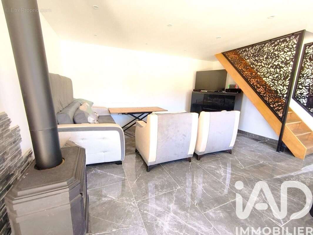 Maison 91 m² à Vallentigny  - photo 7