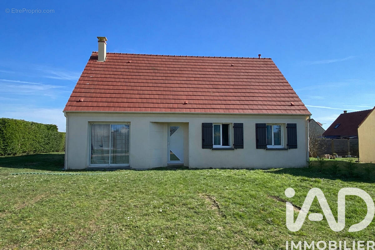 Photo 1 - Maison à MALESHERBES