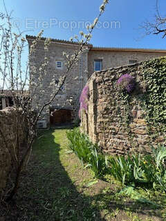 Maison à CHARNAS
