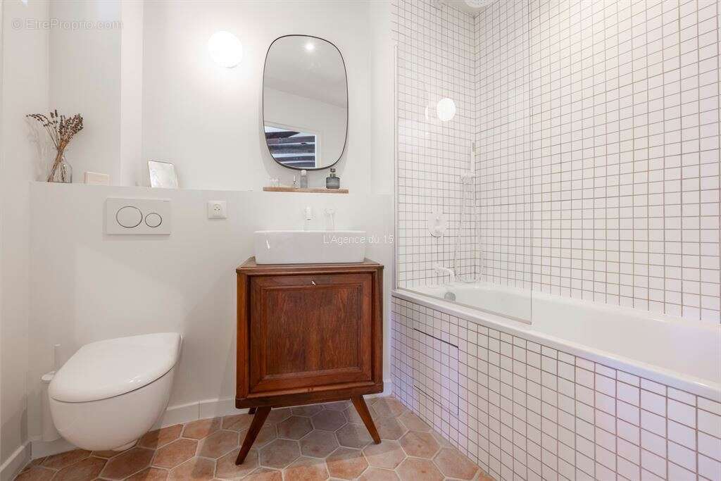 Appartement à PARIS-15E
