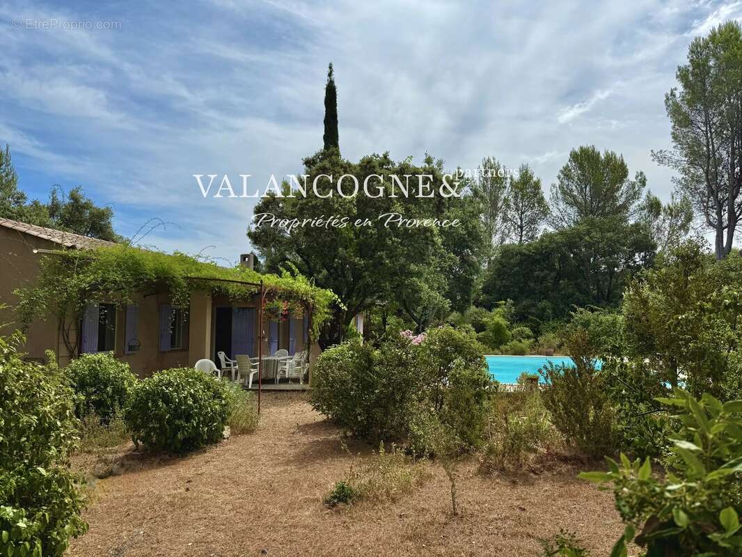 Élégante maison provençale avec piscine - photo 2