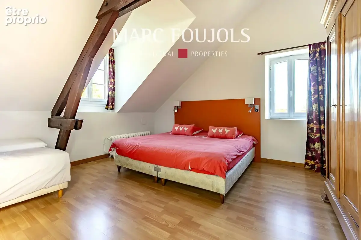 Proche Senlis - Maison en Pierre avec terrasse et jardinet - photo 13