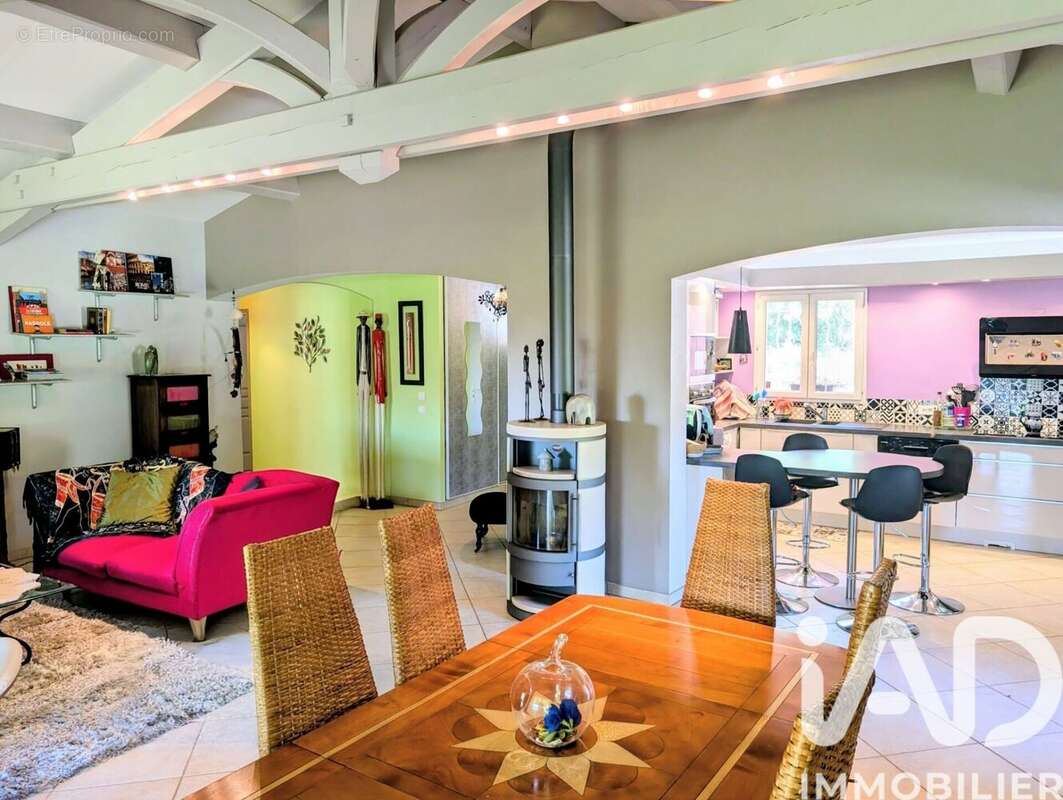 Photo 3 - Maison à CUERS