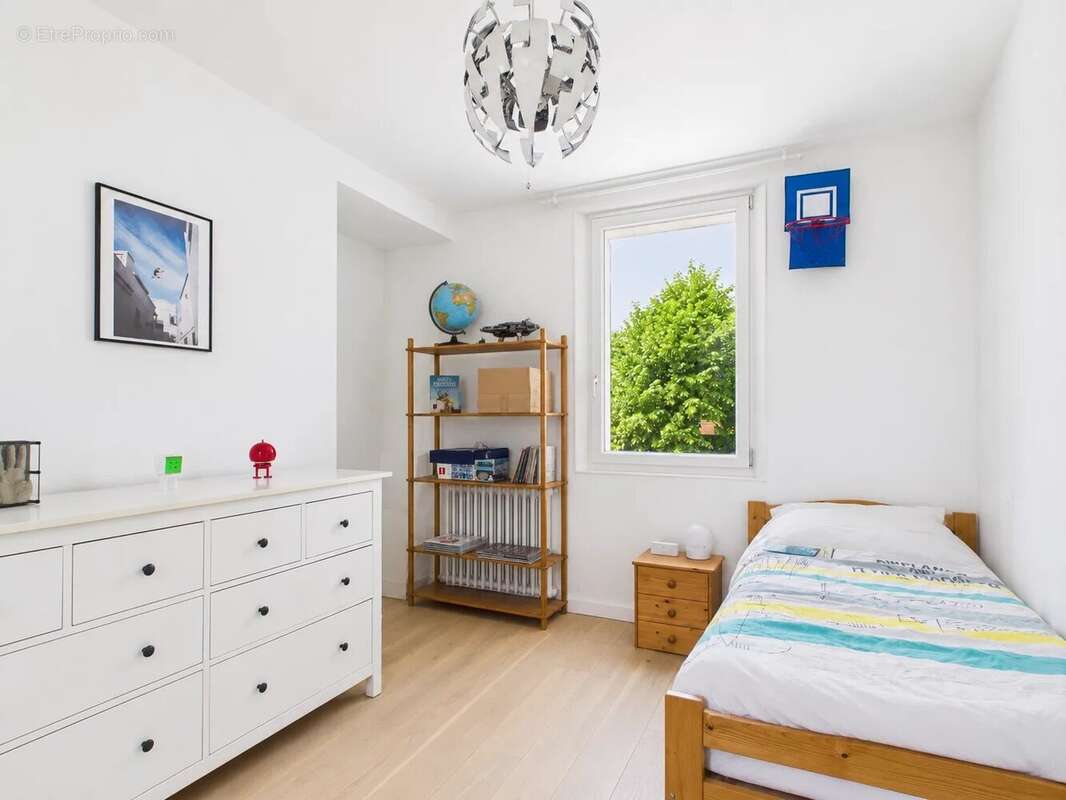 La Martelière : Maison familiale 110m2, 4 chambres et dépendances au calme absolu - photo 9