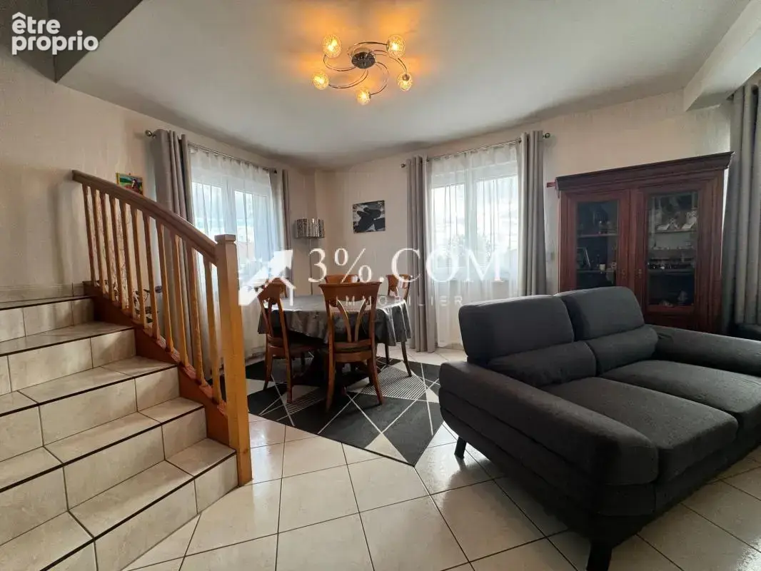 3%COM Belle maison avec 4 chambres - 2 salles de bain - photo 5