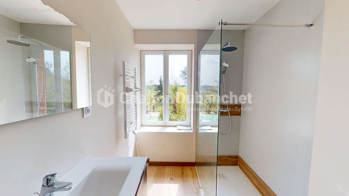 Maison à SAINT-LEGER-SUR-ROANNE