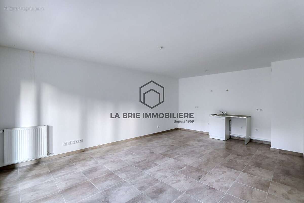 Appartement 62 m² à Pontault-Combault  - photo 9