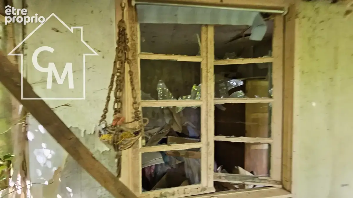 Maison à rénover entièrement- Fort potentiel - photo 17