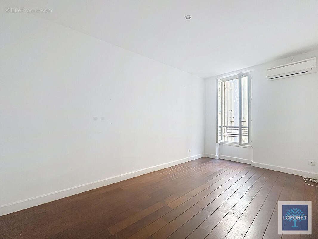 NICE -GAMBETTA / CENTRE-VILLE - Opportunité d'investissement - photo 3