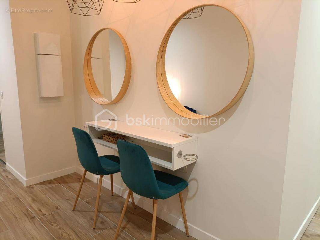 Commerce à SAINT-JEAN-DE-MOIRANS