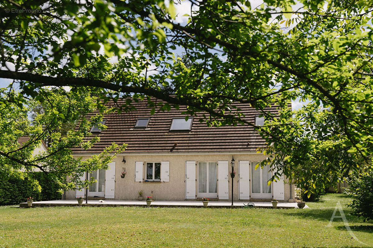 Belle maison sur S/sol total, 6 chambres sur 1573m² de terrain à PERDREAUVILLE - photo 16