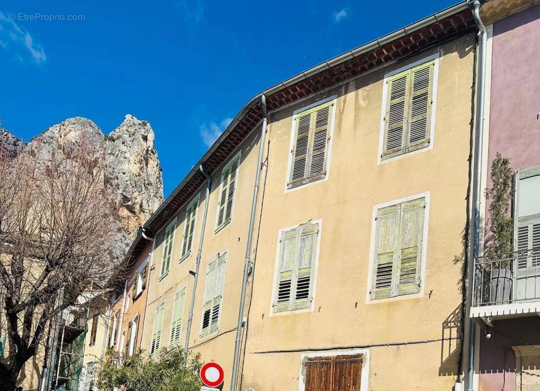 Appartement à MOUSTIERS-SAINTE-MARIE