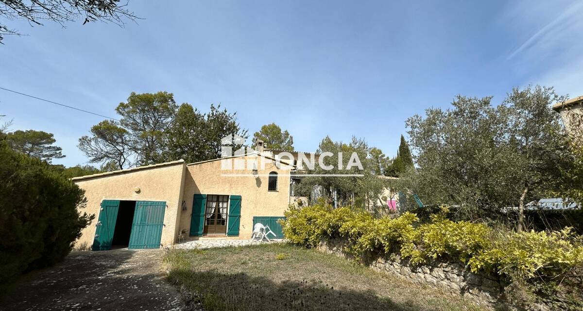 Maison à LORGUES