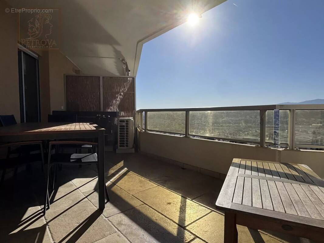 Appartement à NICE