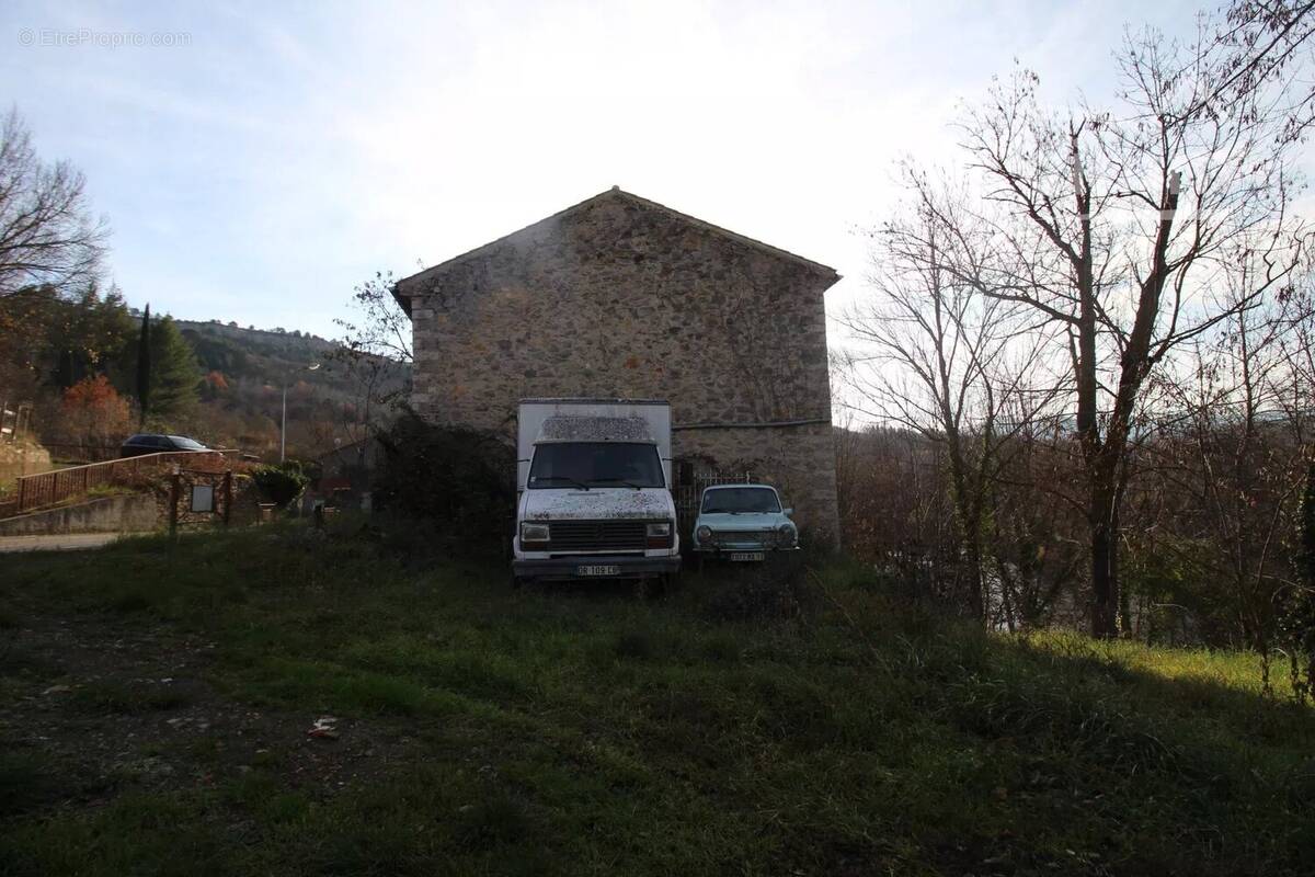 Maison à CAMPAGNE-SUR-AUDE