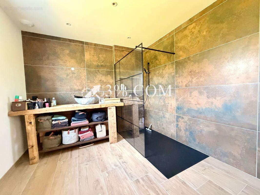 Maison contemporaine 221 m2 proche plage - photo 7