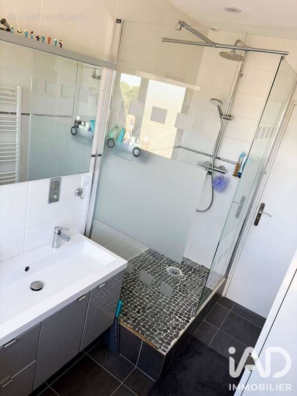 Appartement 55 m² à Sainte-Savine  - photo 7