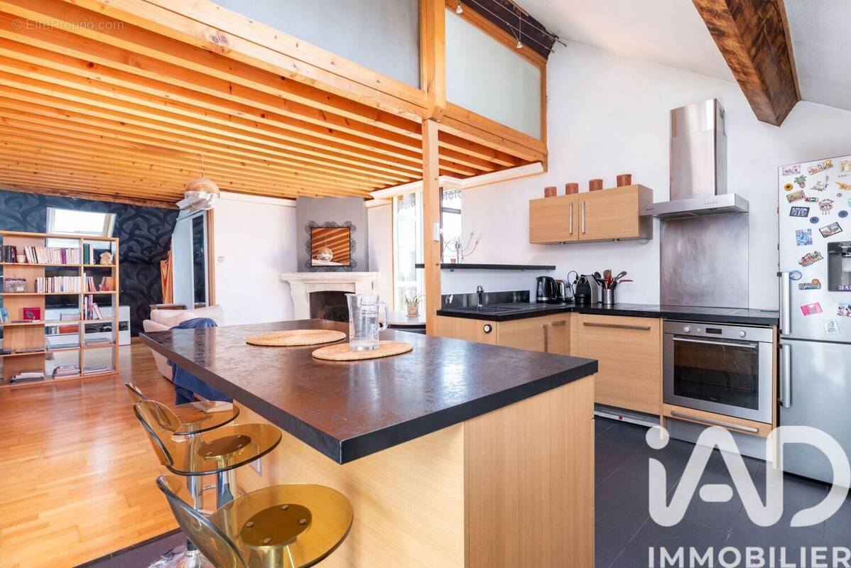 Photo 1 - Appartement à VILLEURBANNE