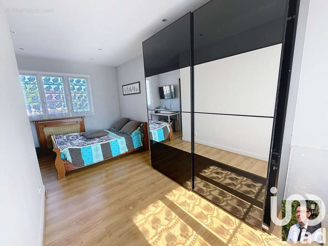 Photo 8 - Maison à VILLENEUVE-LE-ROI