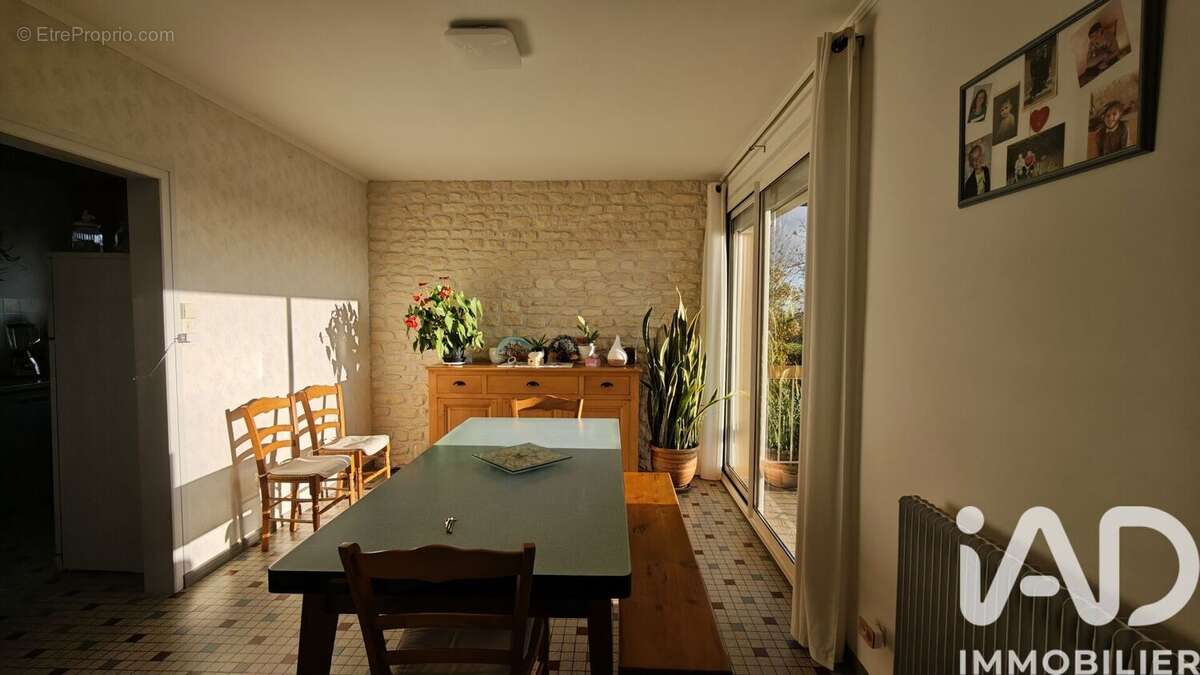 Photo 2 - Maison à FONTENAY-LE-COMTE