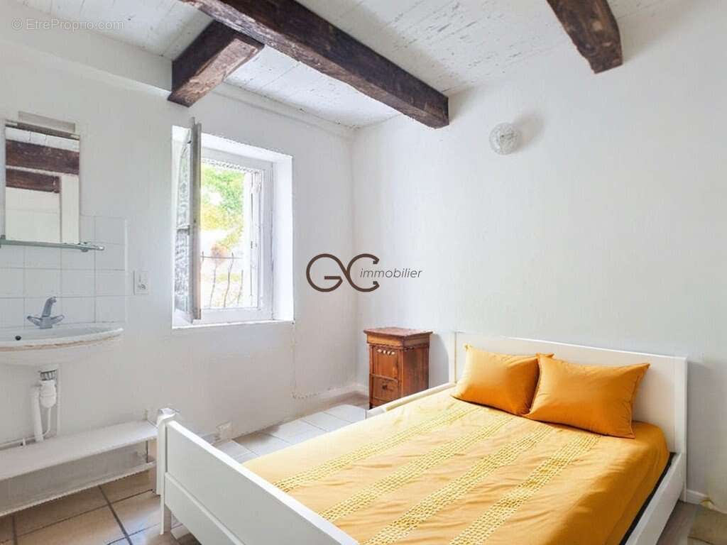 Maison à SAINT-CHINIAN