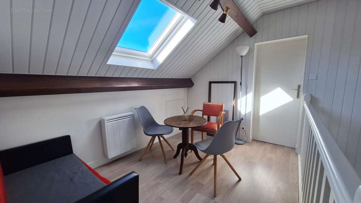 Maison à BUSSEROLLES