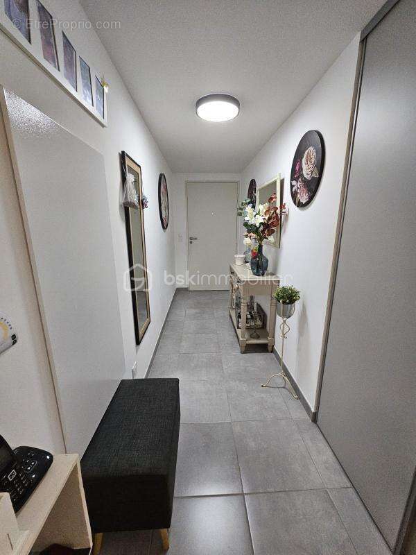 Appartement à LE MUY