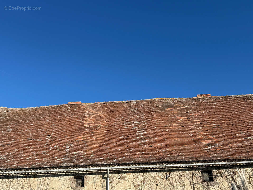 Maison à ARS-LES-FAVETS
