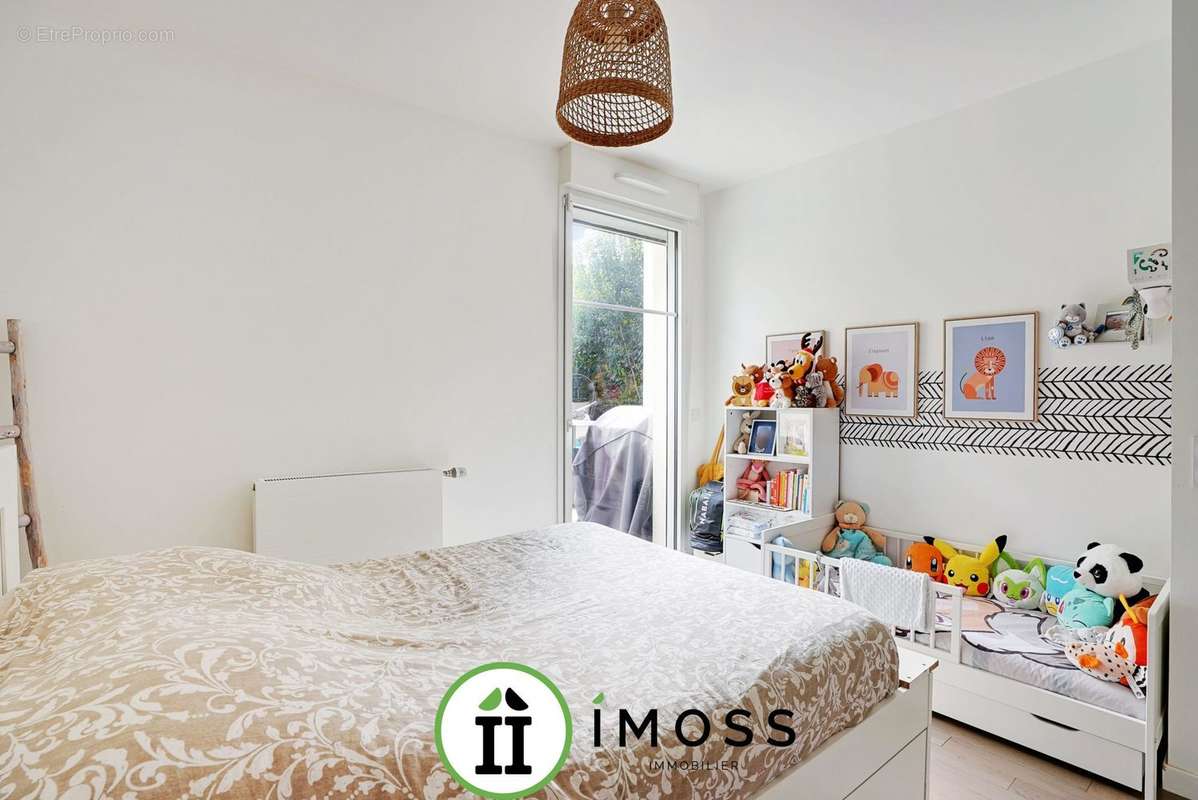Appartement à LA GARENNE-COLOMBES