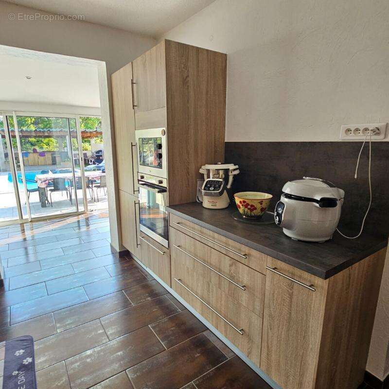 Maison à PUGET-SUR-ARGENS