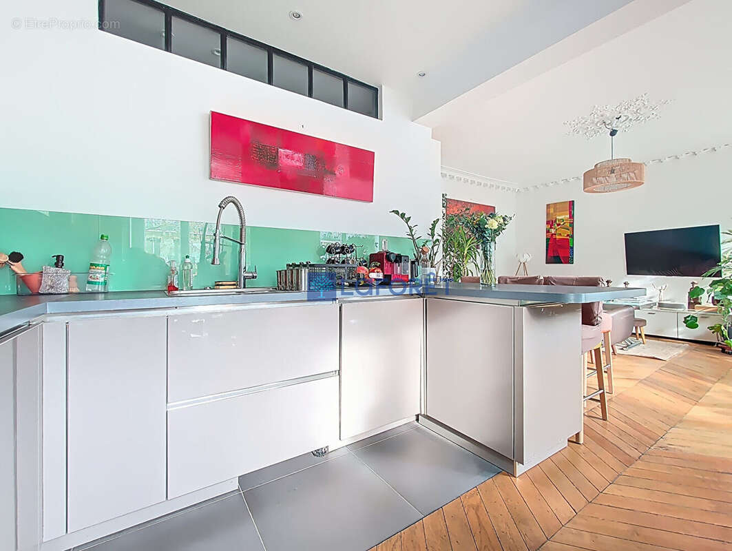 Appartement à PARIS-2E