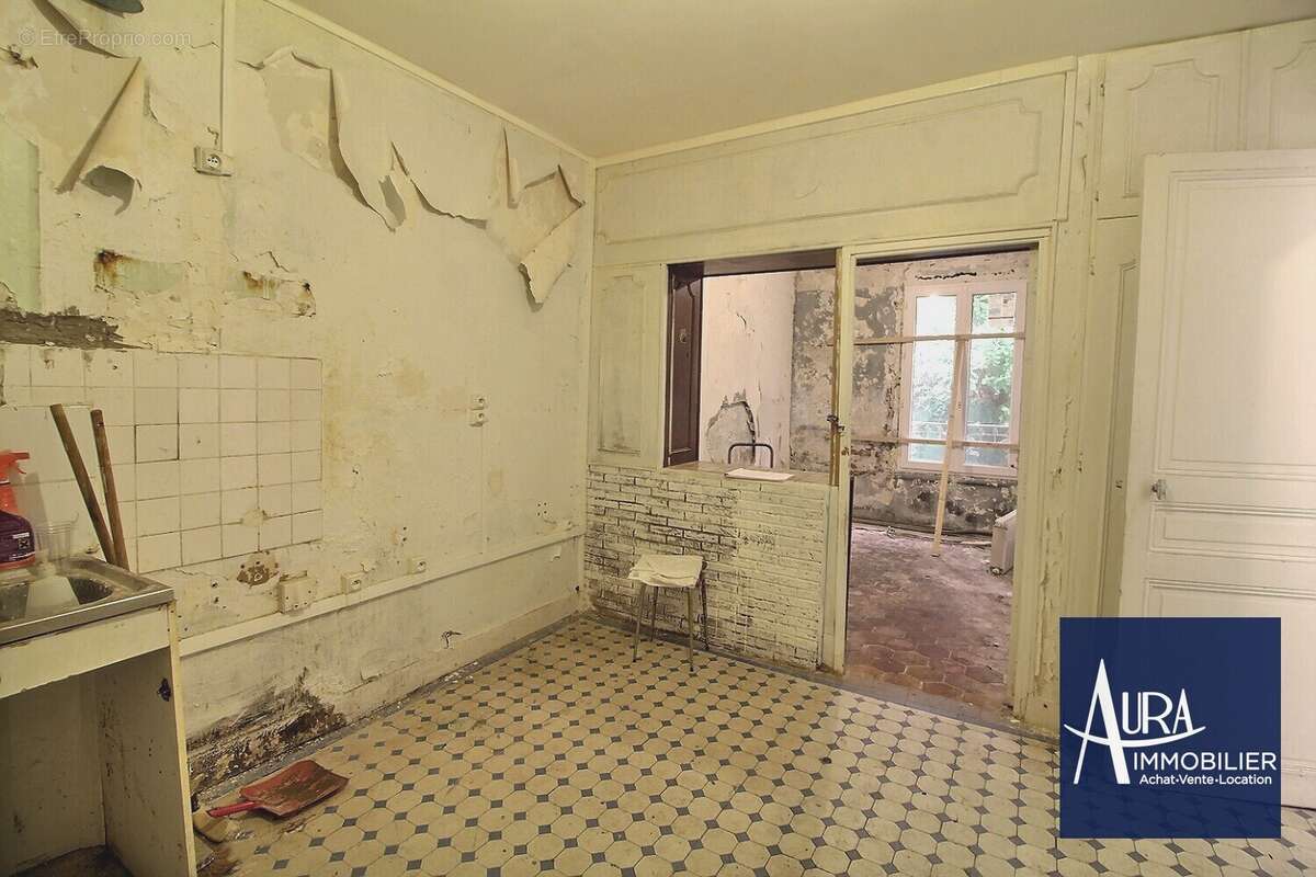 0_0002 - Maison à LES LILAS