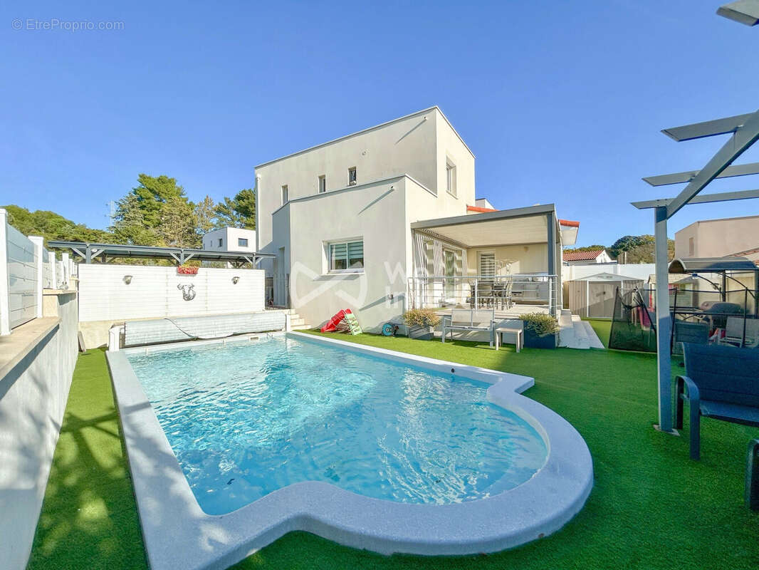 Maison à SAINT-AUNES