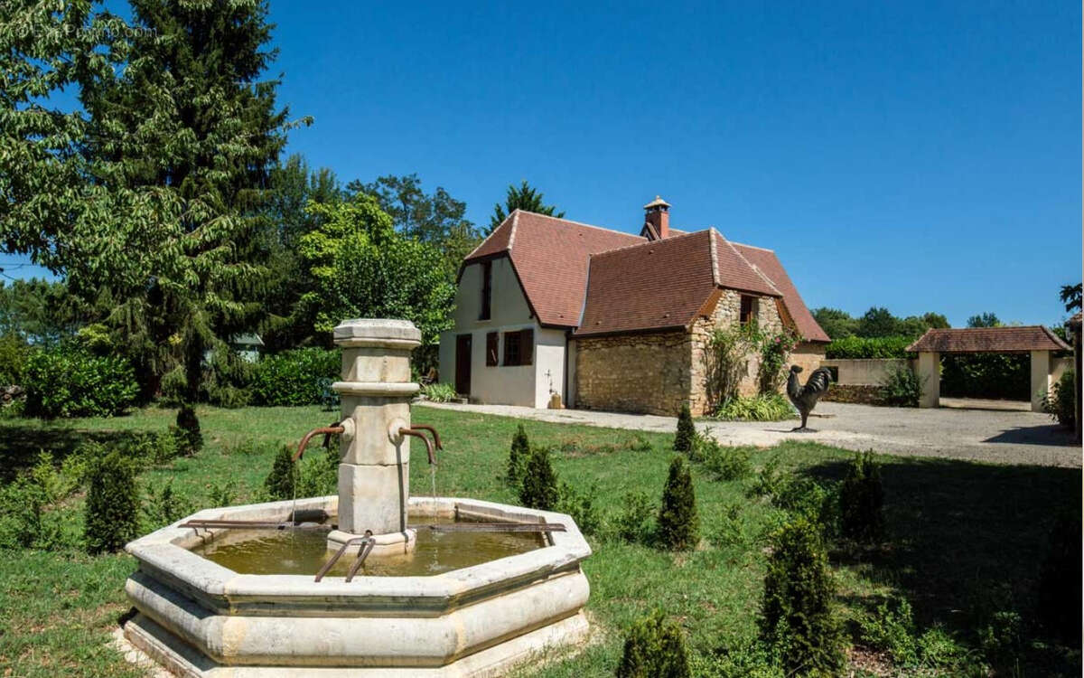 Maison à LES EYZIES-DE-TAYAC-SIREUIL