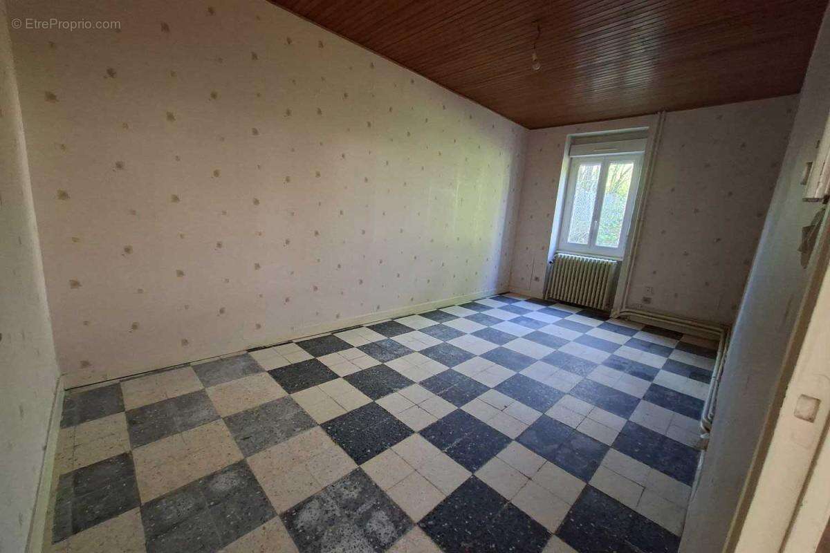 Maison à MONTCEAU-LES-MINES