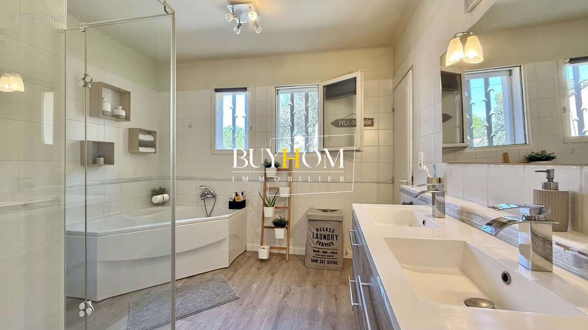 Maison à BEDARRIDES