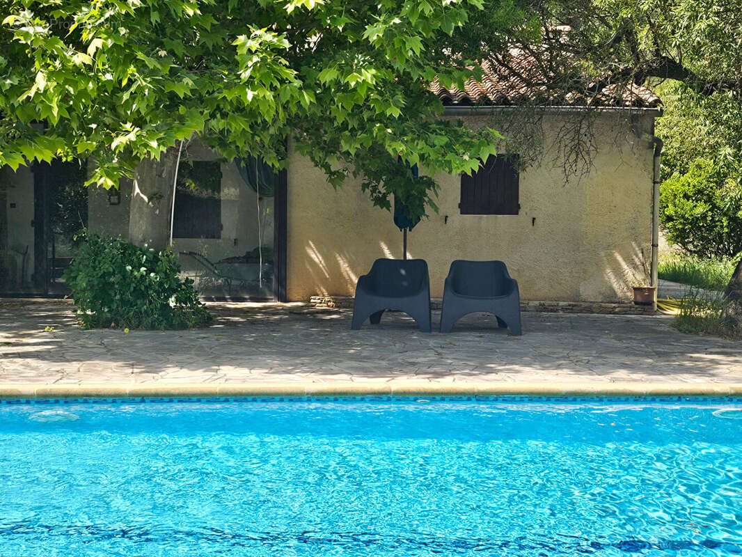 Maison à CUGES-LES-PINS