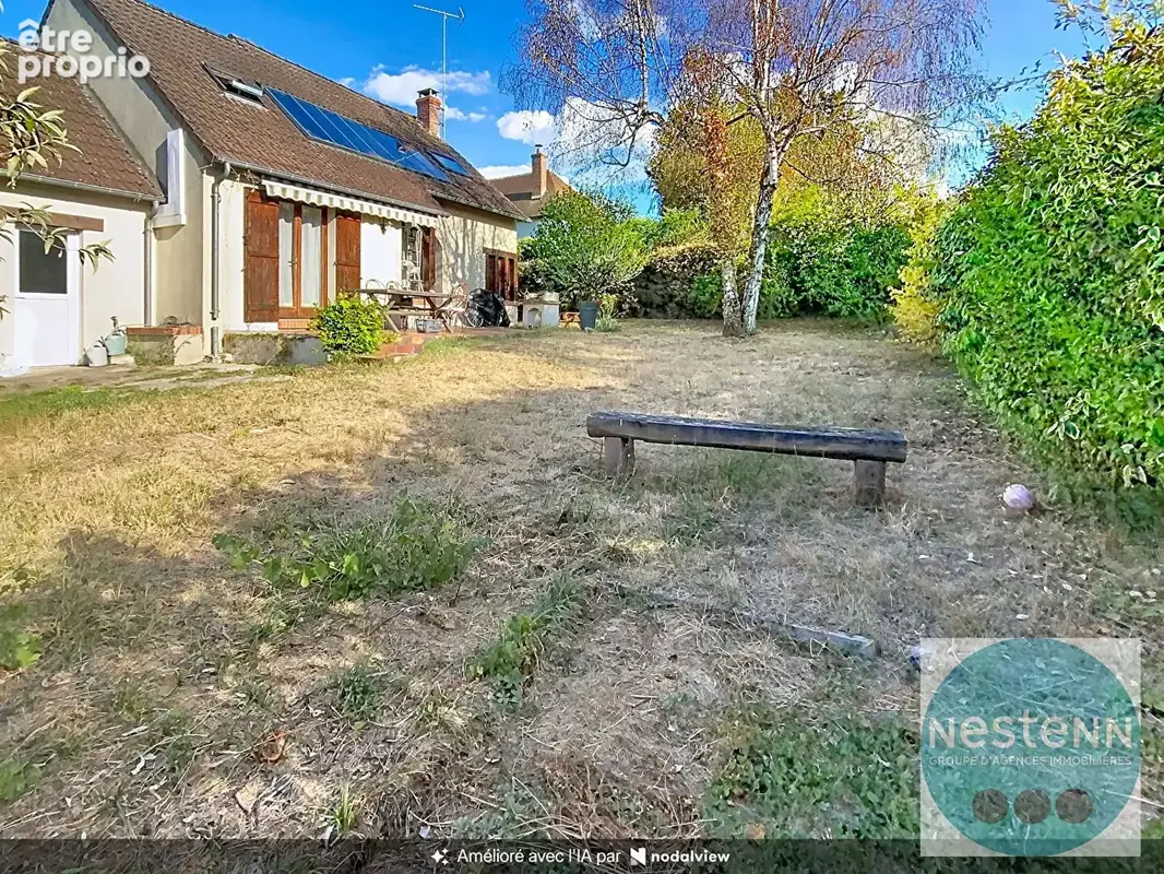 Maison familiale 5 pièce(s) 109 m2 La Ferte Saint Aubin - photo 2