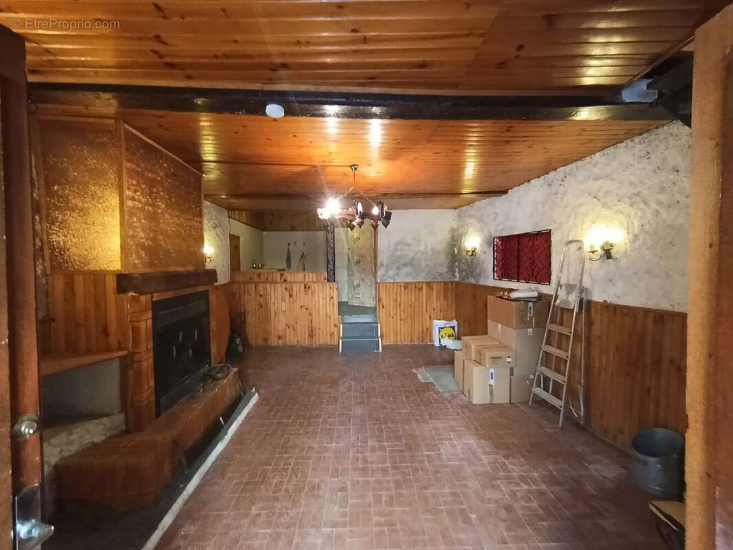 Maison de village à restaurer - photo 3