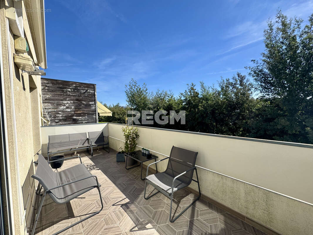 Appartement à MANDELIEU-LA-NAPOULE
