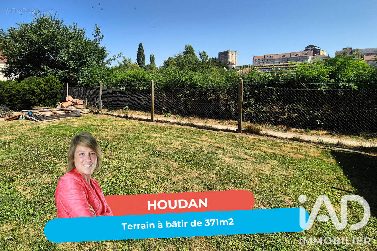 Photo 1 - Terrain à HOUDAN