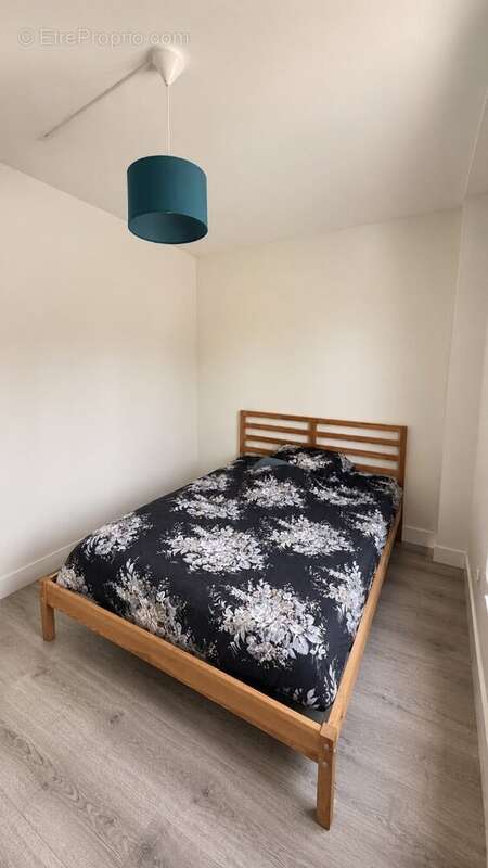 Appartement à ETREMBIERES