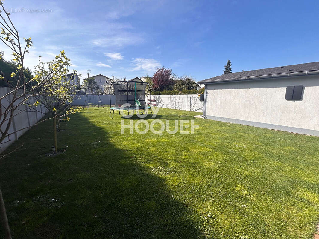 Maison à LES PAVILLONS-SOUS-BOIS