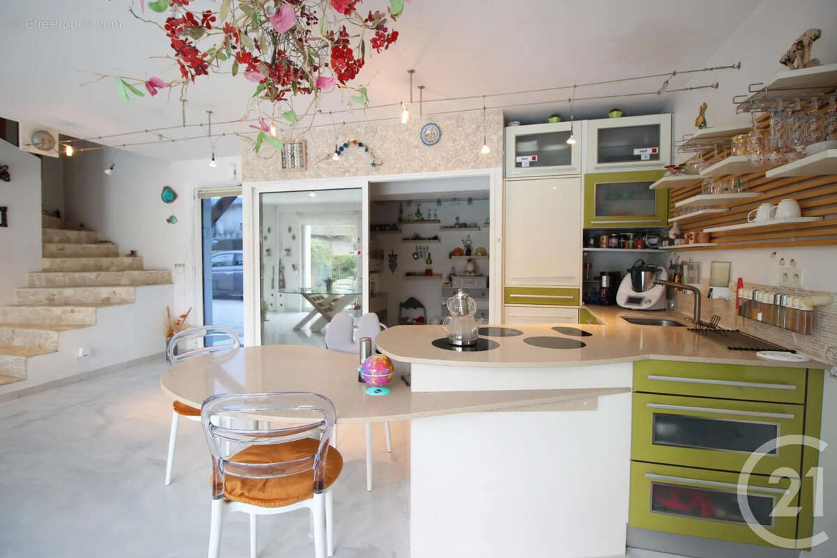 Autre à MONTBONNOT-SAINT-MARTIN