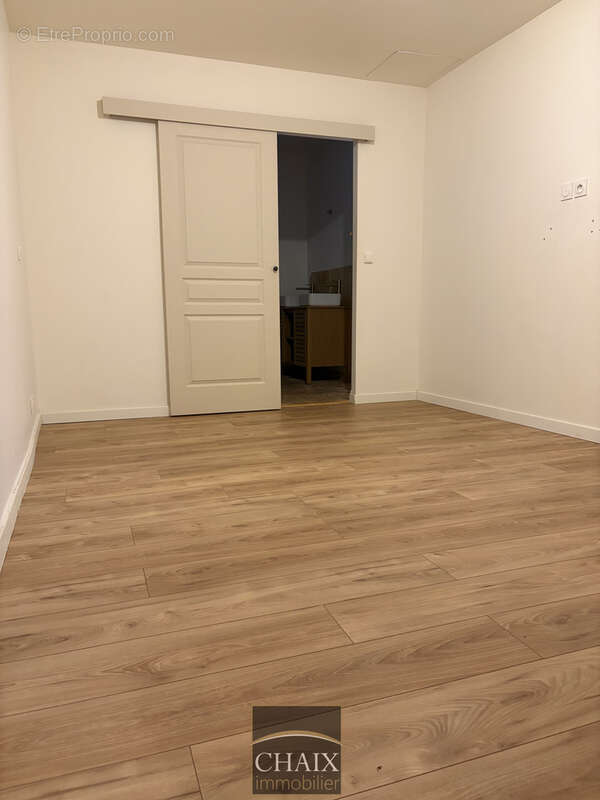 À vendre   Superbe T4 rénové en plein cœur d'Aubagne - photo 7