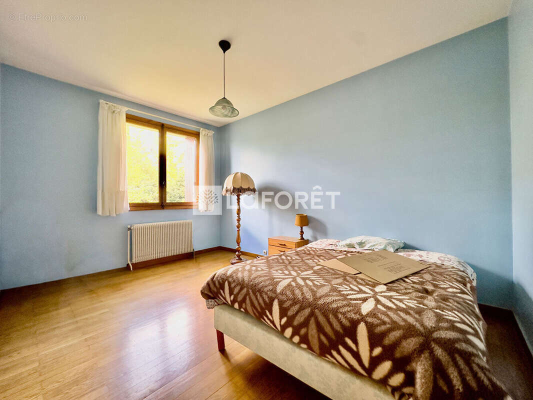 Maison à LA TRONCHE