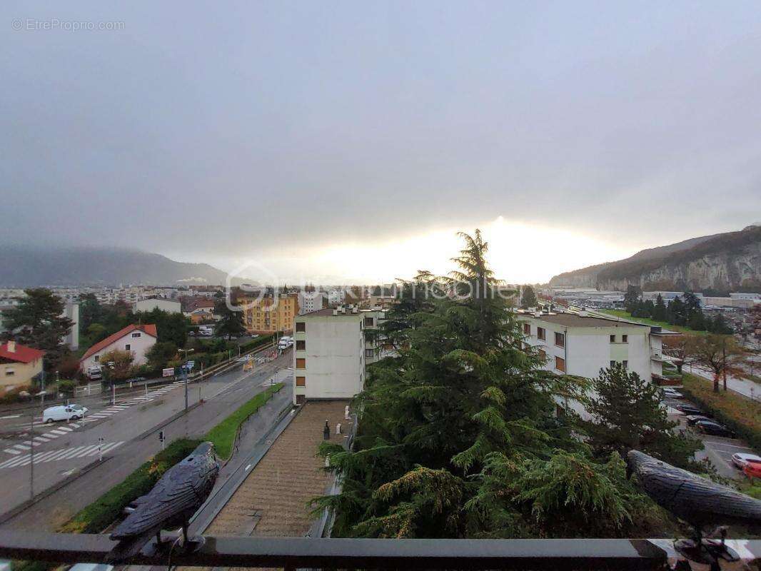 Appartement à FONTAINE