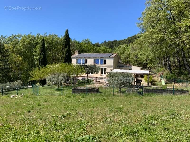 Maison à MONTFURON